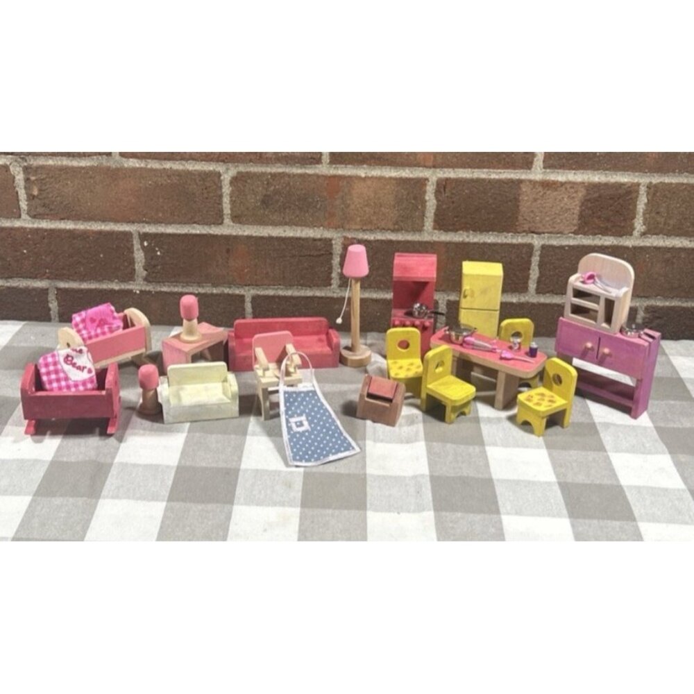 Miniature Dollhouse Wooden Furniture Lot 32 Pc Pink yellow Kitchen living Room +